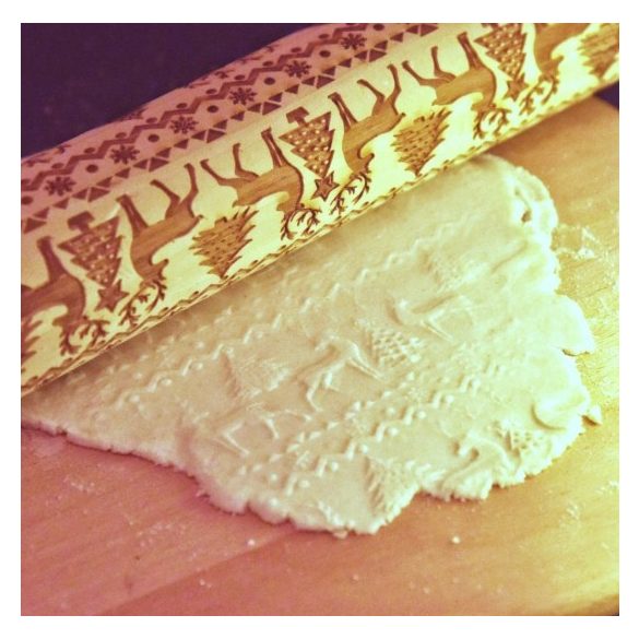 Karácsonyi mintás sodrófa, mintás nyújtófa, kekszmintázó sodrófa