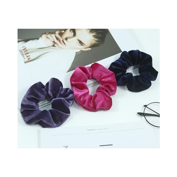 Bársonyos tapintású hajkímélő hajgumi