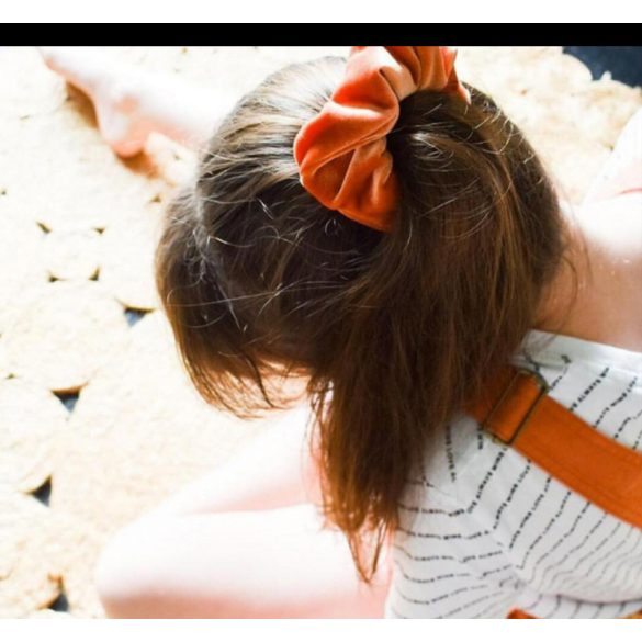 Bársonyos tapintású hajkímélő hajgumi