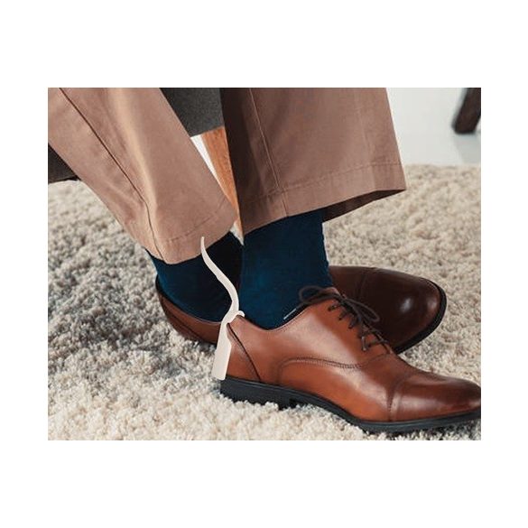 Cipőre rögzíthető cipőkanál