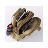 Katonai, terepzöld övtáska, derektáska