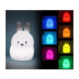 Nyuszi formájú érintős újratölthető szilikon LED lámpa