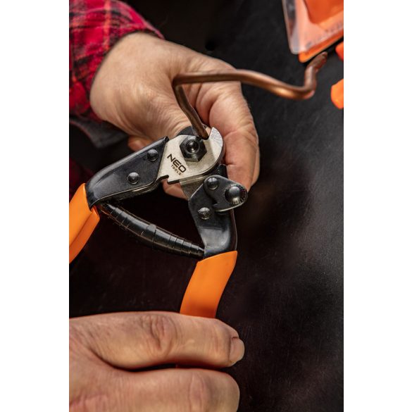 NEO TOOLS DRÓTVÁGÓ FOGÓ 200MM 25 év garanciával 01-512