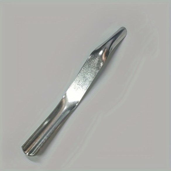 Fém szerkezetű szerszám fugázáshoz, tisztításhoz, préseléshez