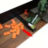 22 darabos fa padló beépítő szerszámkészlet fogantyúval, kopogó blokkal, rugós horoggal, 20 tömítéssel, univerzális padló beépítő készlet