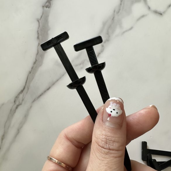 25/50/100db Nagy teherbírású, önzáró nejlon kábelkötők Fekete 100 darab