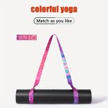 Színes jógaszőnyeg tárolópánt